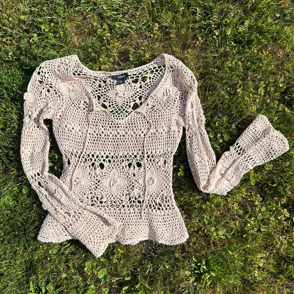 Cream crochet knit sweater 🍡